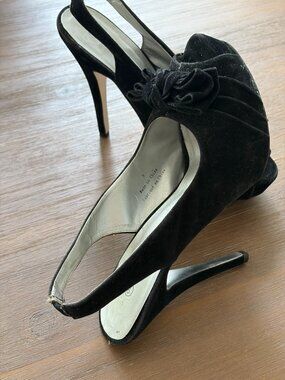 Sandales talons hauts suède noir à nœud Bizz Girl – Taille 9